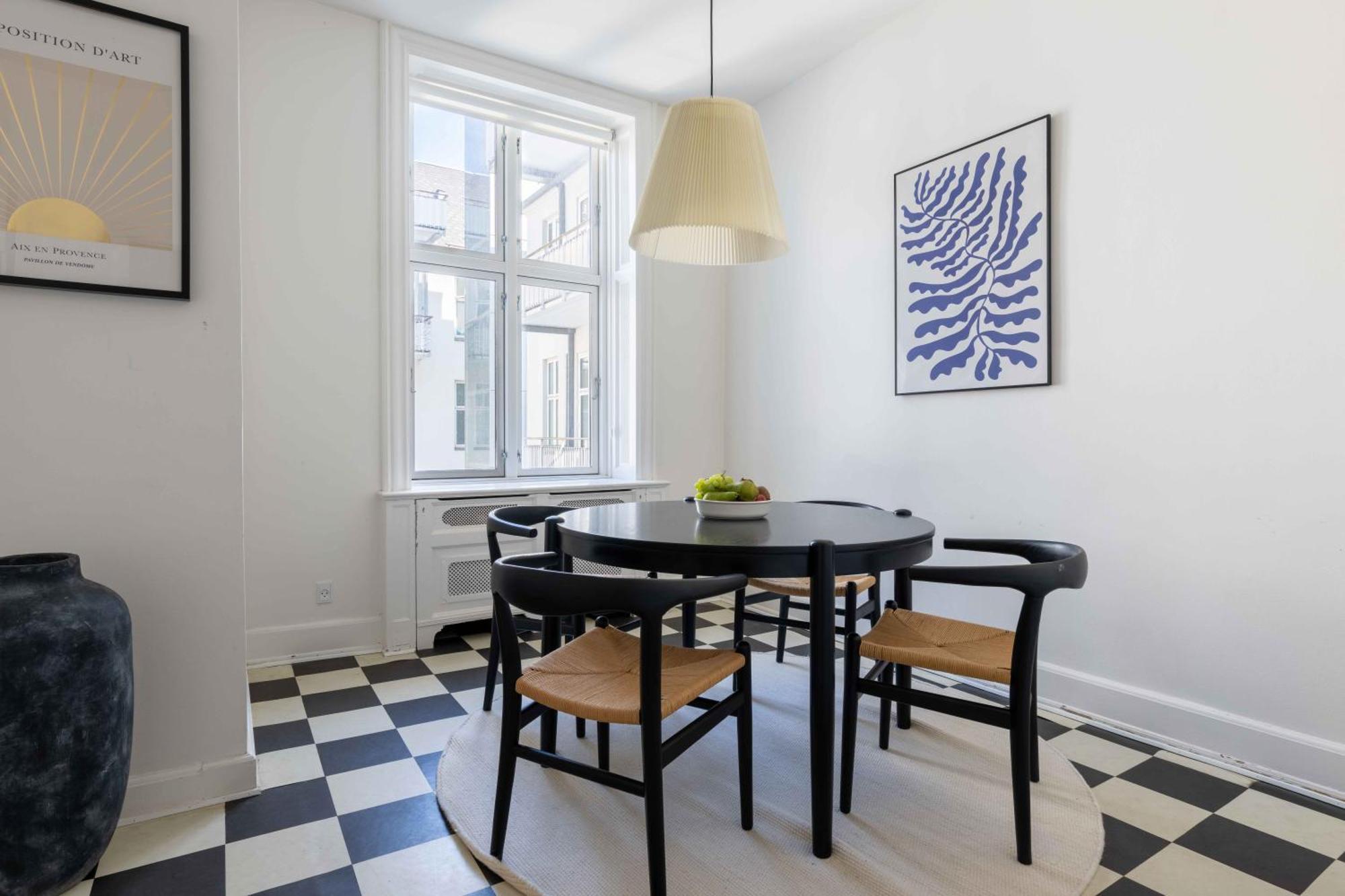 Lovely 3Br Manor Apartment 5 Min From Tivoli Gardens 哥本哈根 外观 照片