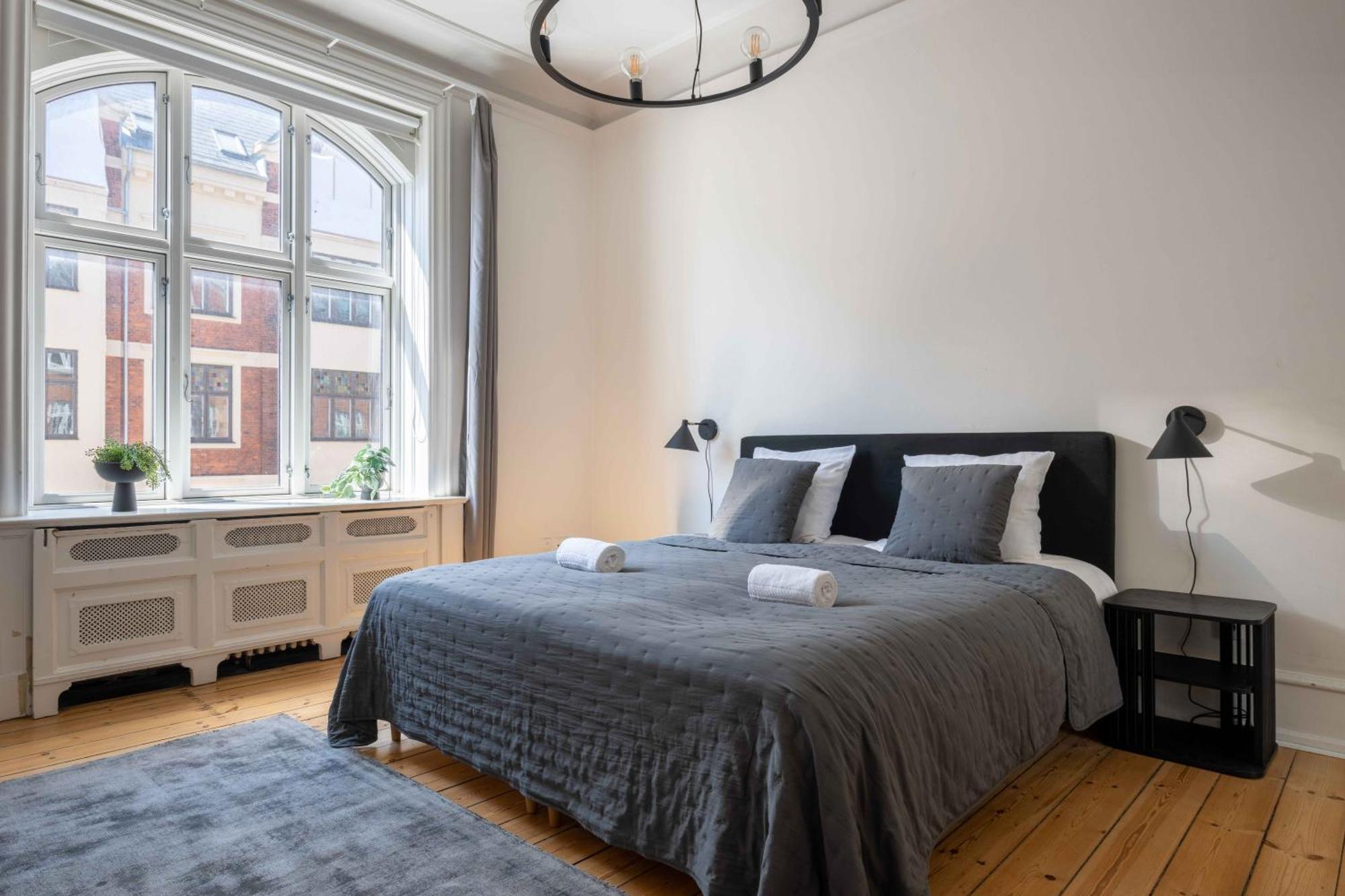 Lovely 3Br Manor Apartment 5 Min From Tivoli Gardens 哥本哈根 外观 照片